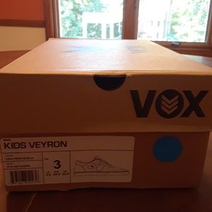 Vox skate shoes